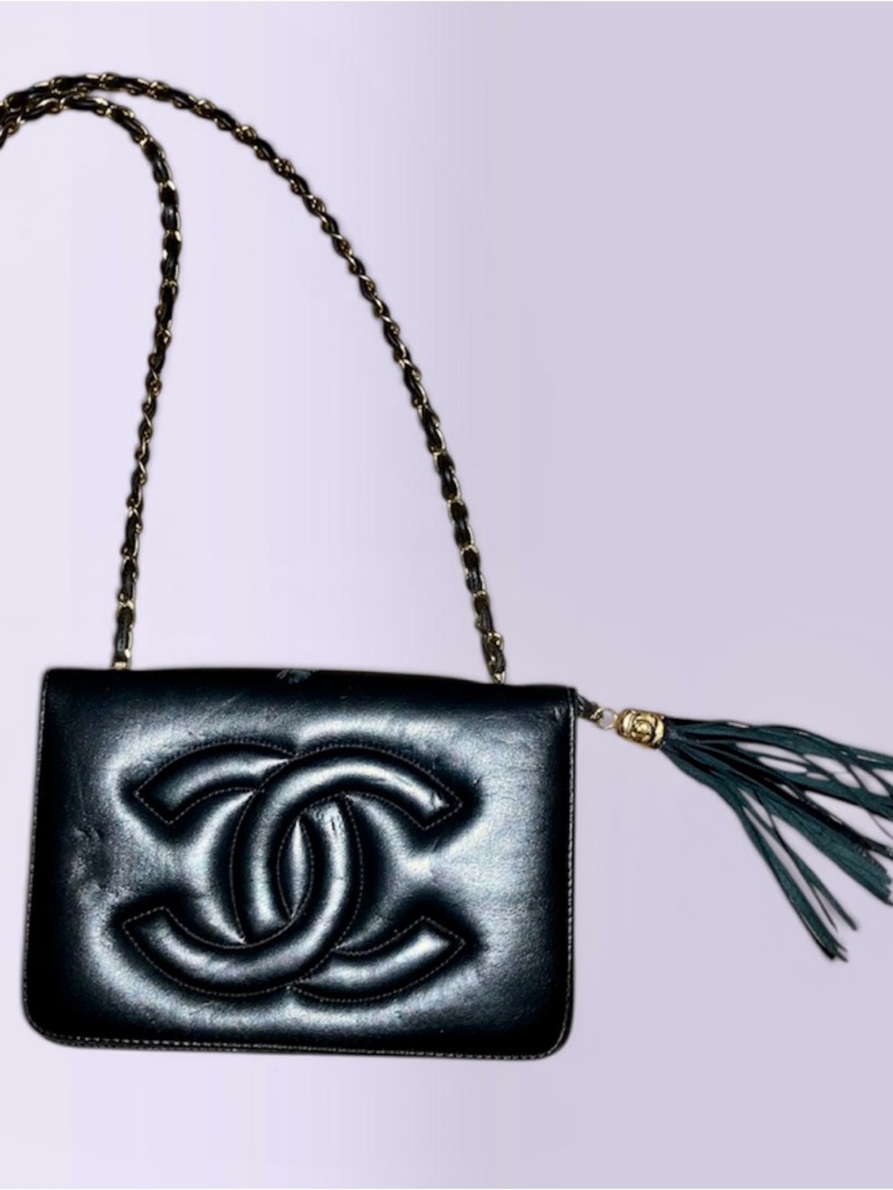 CHANEL Black Quilted Lambskin Shoulder Bag / Gold Chain. Perfect Dinner Purse.